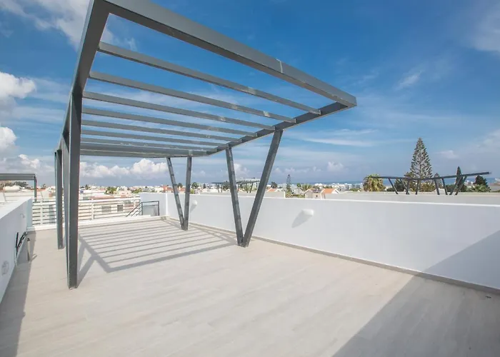 Ocean 11 וילה פרוטאראס