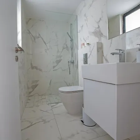 Villa Ocean 11 *